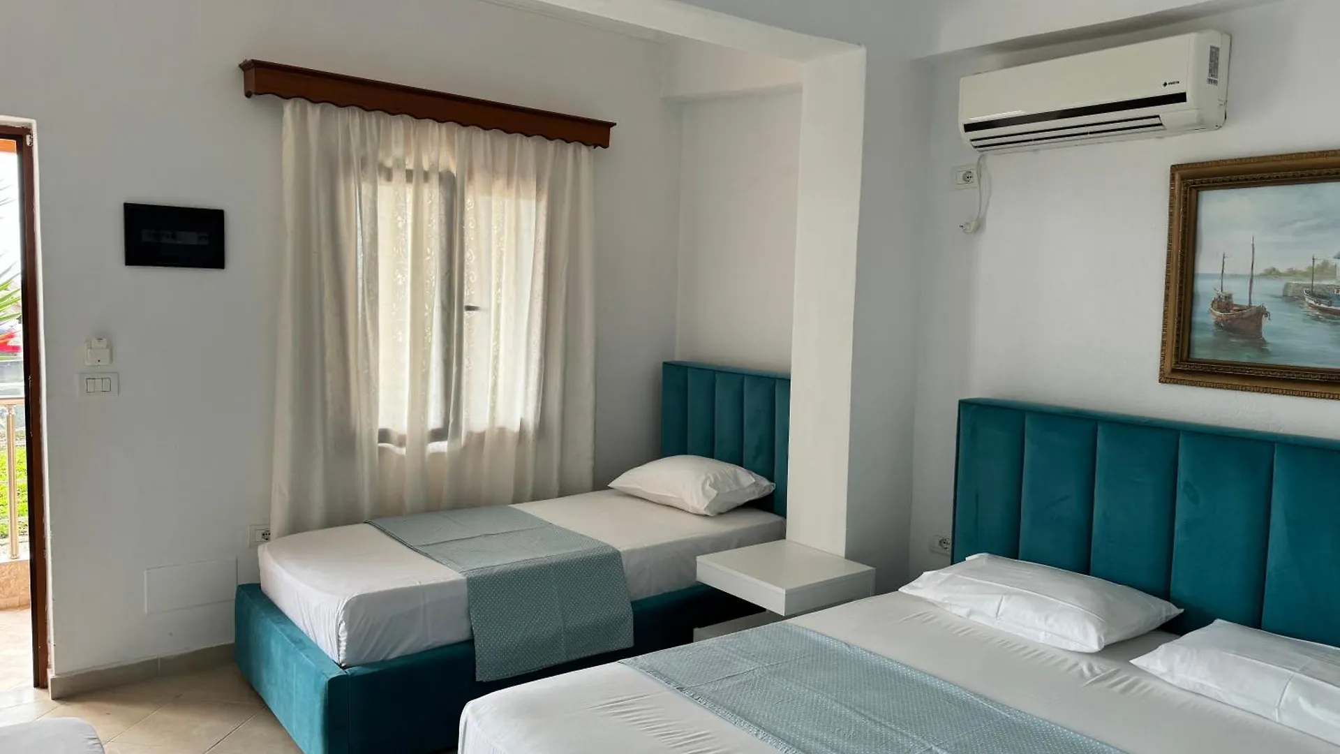 Отель Ionian View B&B Химара