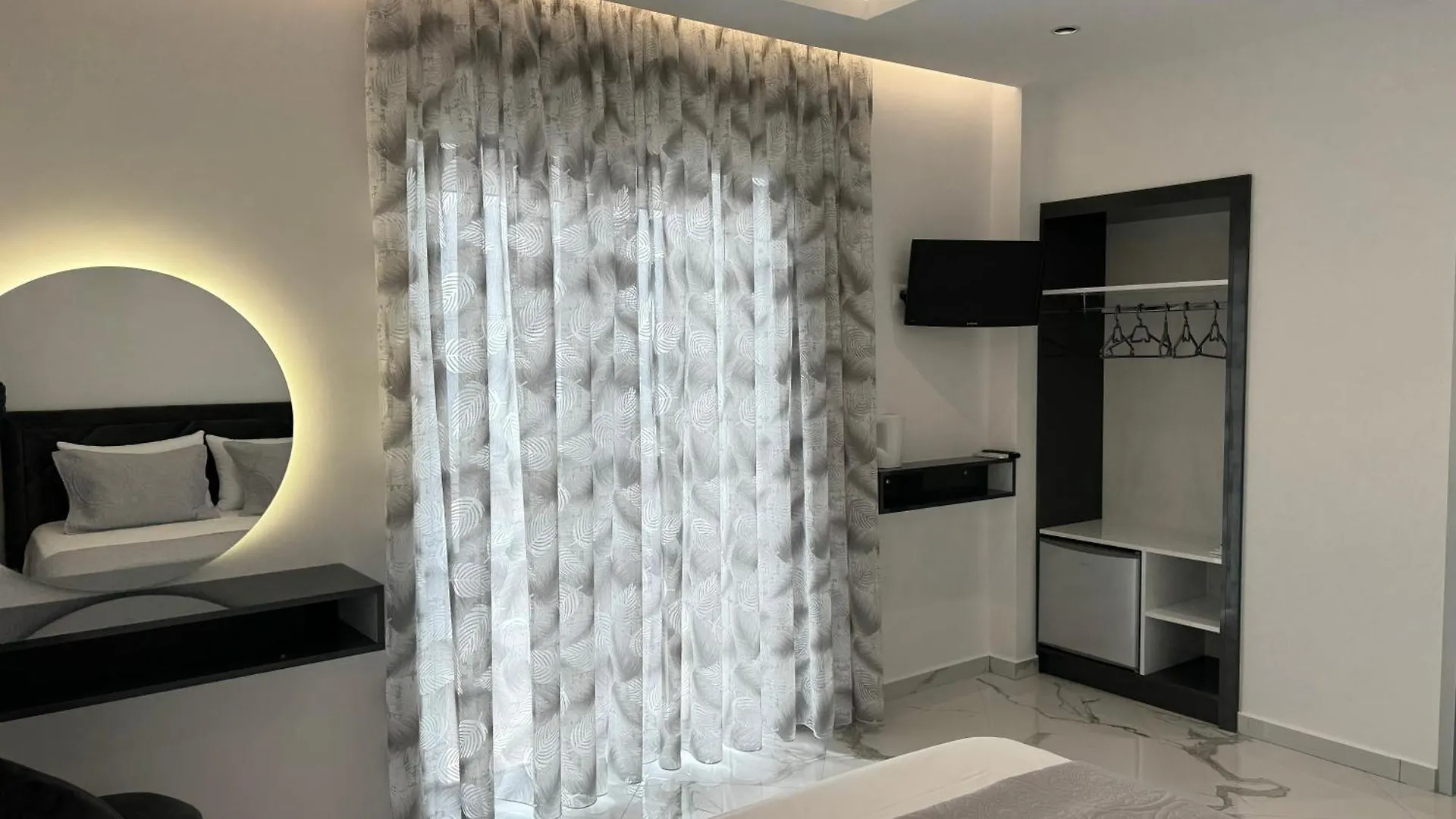 Отель Ionian View B&B Химара