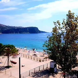 Apartment Premium, Himarë